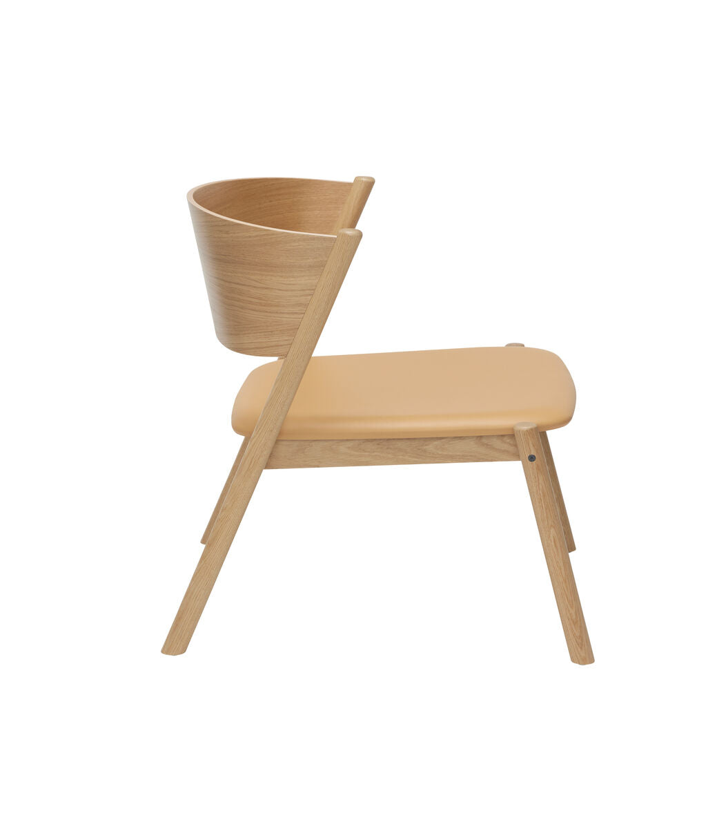 Hübsch Oblique lounge tuoli, tilaustuote