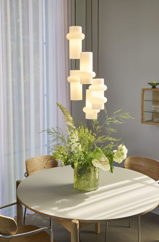 Hübsch pöytä Oblique, halk 115cm, harmaa